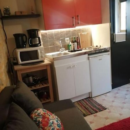 شقة Petit Studio Au Coeur D'Uzès المظهر الخارجي الصورة