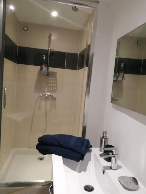 شقة Petit Studio Au Coeur D'Uzès المظهر الخارجي الصورة